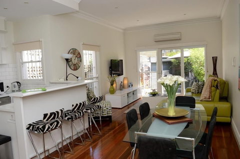 Birches Serviced Apartments - Whitsundays Accommodation 8