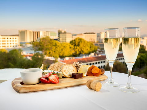 Novotel Canberra - Whitsundays Accommodation 2