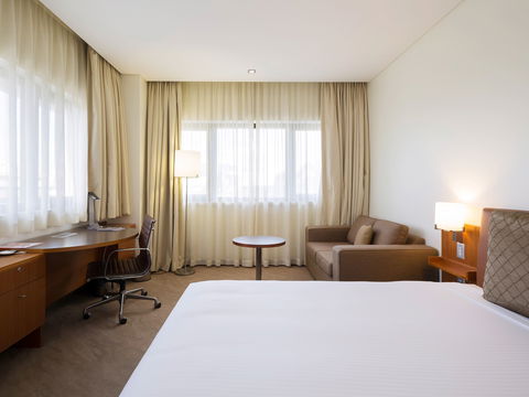 Novotel Canberra - Whitsundays Accommodation 4