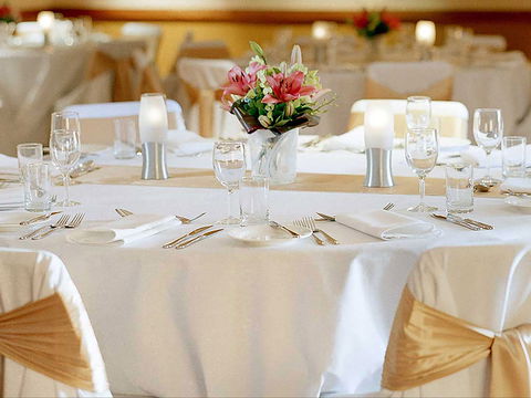 Novotel Canberra - Whitsundays Accommodation 6