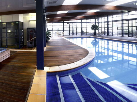 Novotel Canberra - Whitsundays Accommodation 13