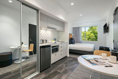 Quest Canberra City Walk - Whitsundays Accommodation 5