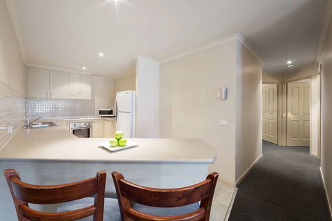 Canberra Parklands Central - Whitsundays Accommodation 6