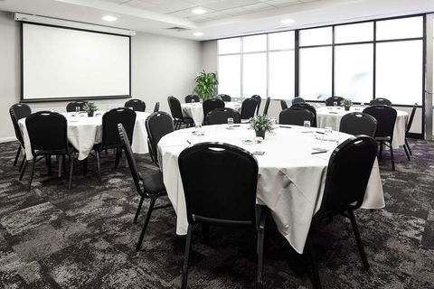Quality Hotel Dickson - Whitsundays Accommodation 10