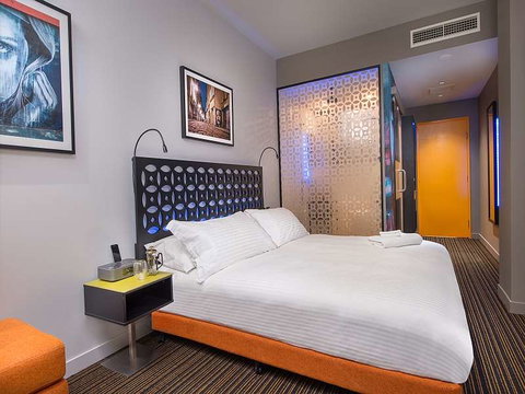 The Constance - Whitsundays Accommodation 3