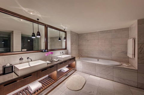 The Star Grand Hotel and Residences - Whitsundays Accommodation 4