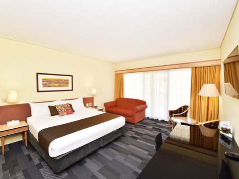 Mercure Alice Springs Resort - Whitsundays Accommodation 8