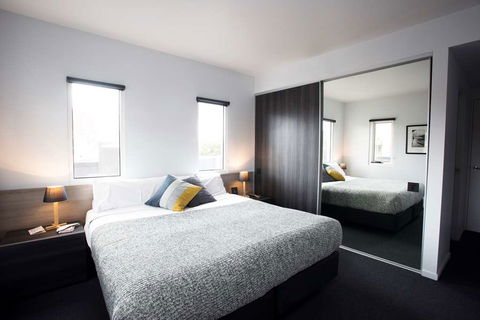 Tyrian Serviced Apartments - Whitsundays Accommodation 1