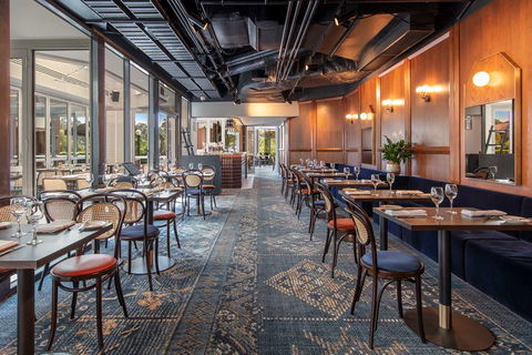 Amora Hotel Riverwalk Melbourne - Whitsundays Accommodation 9