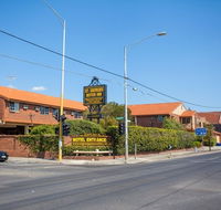 St Georges Motor Inn - Whitsundays Accommodation