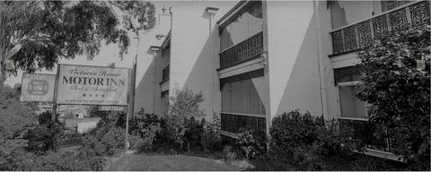 Victoria House Motor Inn - Whitsundays Accommodation 2