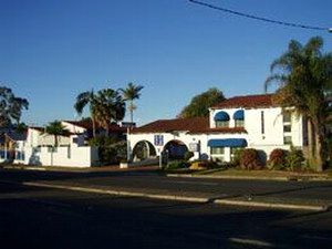 Alabaster Motor Inn - Whitsundays Accommodation 0