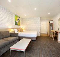 Villa Noosa Hotel - Whitsundays Accommodation
