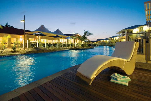 Oaks Pacific Blue Resort - Whitsundays Accommodation 1
