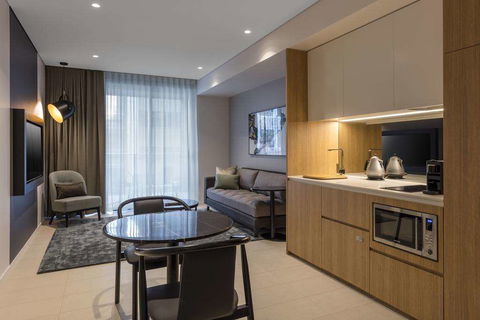 SKYE Suites Sydney - Whitsundays Accommodation 0