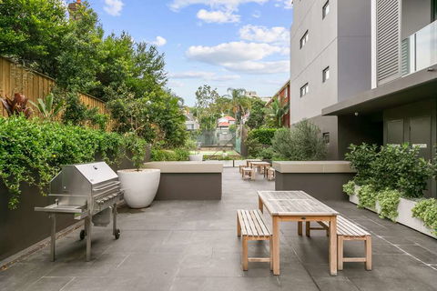 Good Life Suites - Whitsundays Accommodation 1