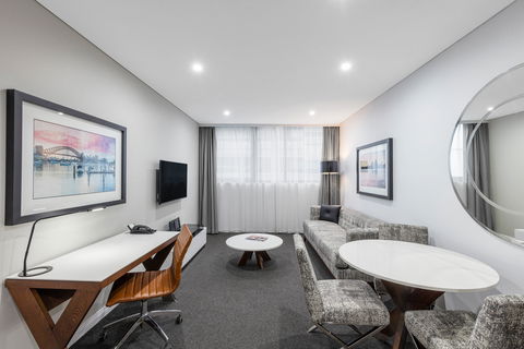 Meriton Serviced Apartments North Sydney - Whitsundays Accommodation 1