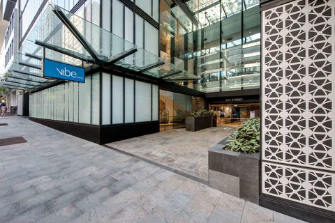 Vibe Hotel North Sydney - Whitsundays Accommodation 1