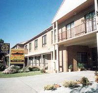 Holbrook Town Centre Motor Inn - Whitsundays Accommodation