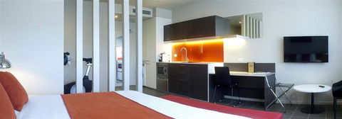 Abode Woden - Whitsundays Accommodation 1