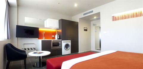 Abode Woden - Whitsundays Accommodation 2