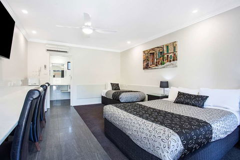 Comfort Inn May Park - Whitsundays Accommodation 0