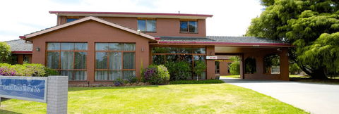 Golden Grain Motor Inn - Whitsundays Accommodation 0