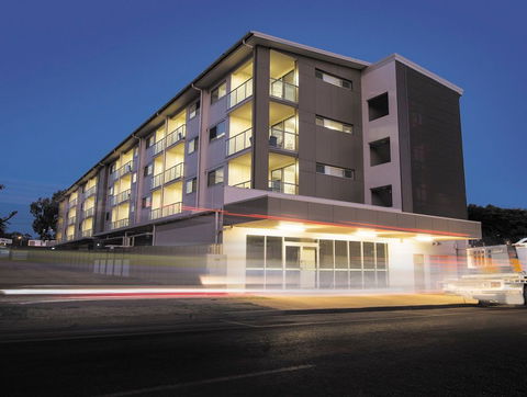 Oaks Moranbah - Whitsundays Accommodation 0