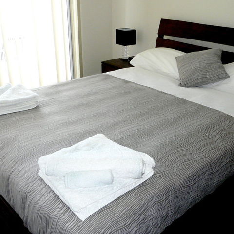 Direct Hotels - Monterey Moranbah - Whitsundays Accommodation 1