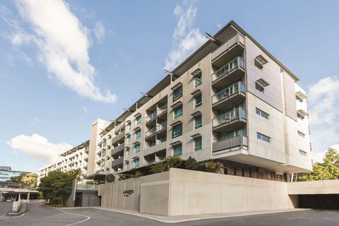 Adina Apartment Hotel Perth - Whitsundays Accommodation 0