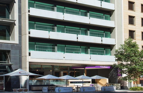Citadines St Georges Terrace - Whitsundays Accommodation 0