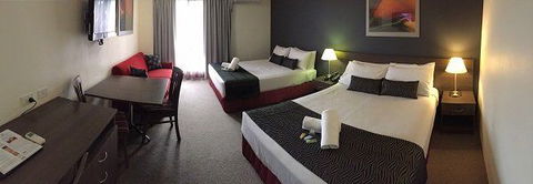Country Comfort Hunts Liverpool - Whitsundays Accommodation 2