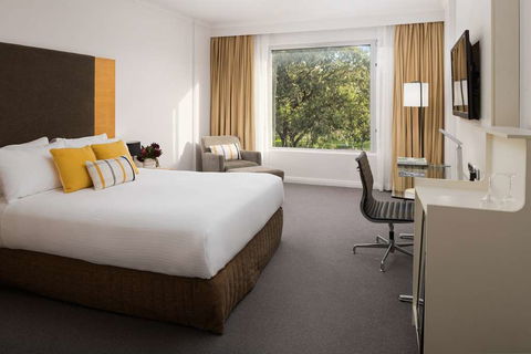 Rydges Bankstown - Whitsundays Accommodation 2