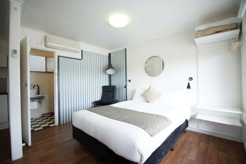 Siesta Central Apartments - Whitsundays Accommodation 0