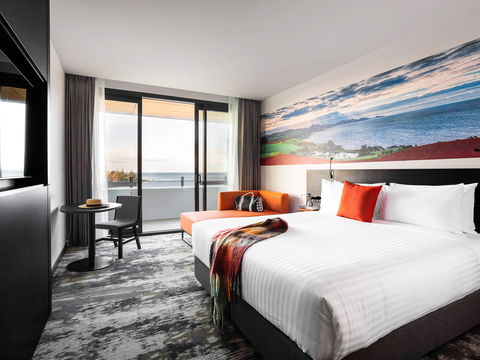 Novotel Devonport - Whitsundays Accommodation 2