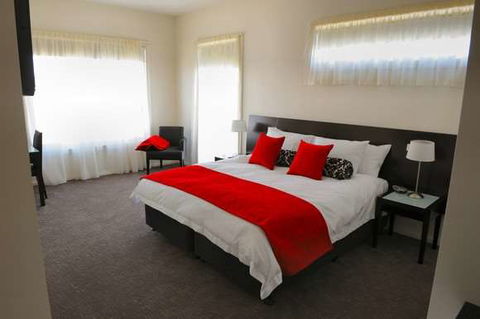 York Cove - Whitsundays Accommodation 1