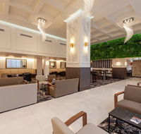 Burke  Wills Hotel - Whitsundays Accommodation