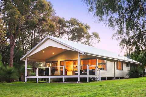 Acacia Chalets Margaret River - Whitsundays Accommodation 0
