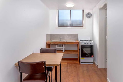 Econo Lodge Lilydale - Whitsundays Accommodation 1