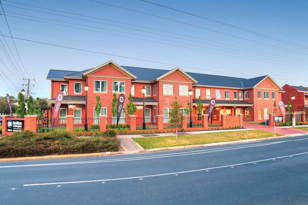 East Wagga Wagga NSW Whitsundays Accommodation