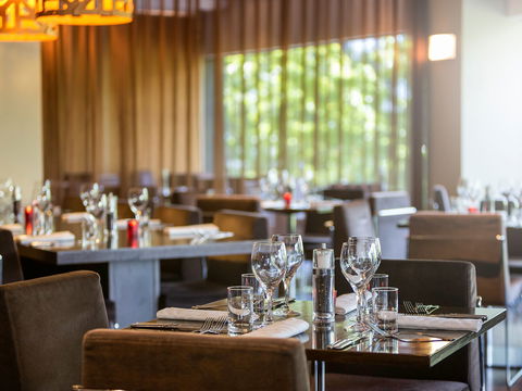 Novotel Canberra - Whitsundays Accommodation 1