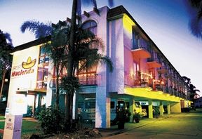 Airport Hacienda Motel - Whitsundays Accommodation 0