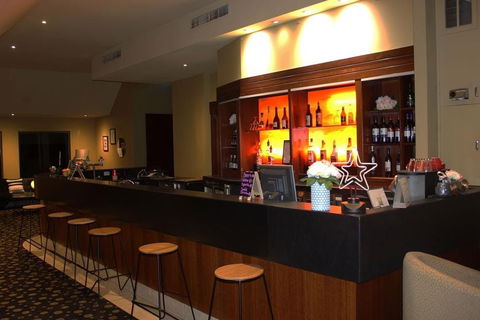 Swan Hill Resort - Whitsundays Accommodation 0