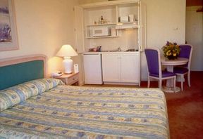 The Crescent On Bayswater - Whitsundays Accommodation 0