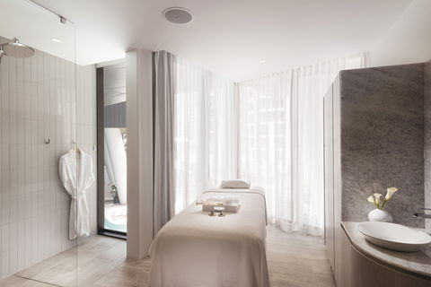 Four Points By Sheraton Brisbane - Whitsundays Accommodation 14