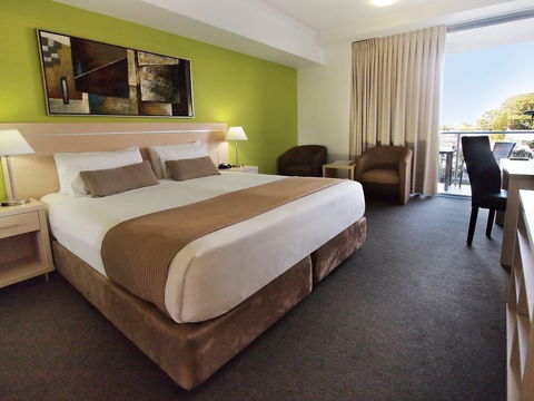 Oaks Gateway On Palmer - Whitsundays Accommodation 2