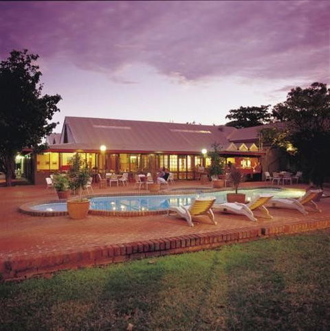 Kimberley Hotel - Whitsundays Accommodation 0