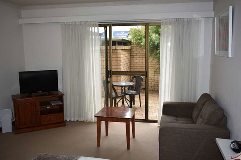 Admiral Motel Bunbury - Whitsundays Accommodation 17