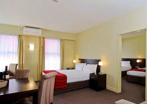 Comfort Inn & Suites City Views - Whitsundays Accommodation 4