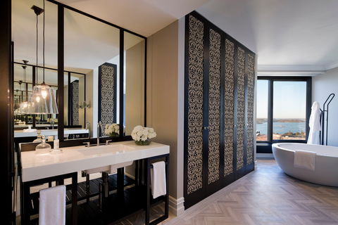Four Seasons Hotel Sydney - Whitsundays Accommodation 7